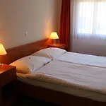 Elite Szálloda