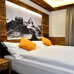 Elite Szálloda 3*